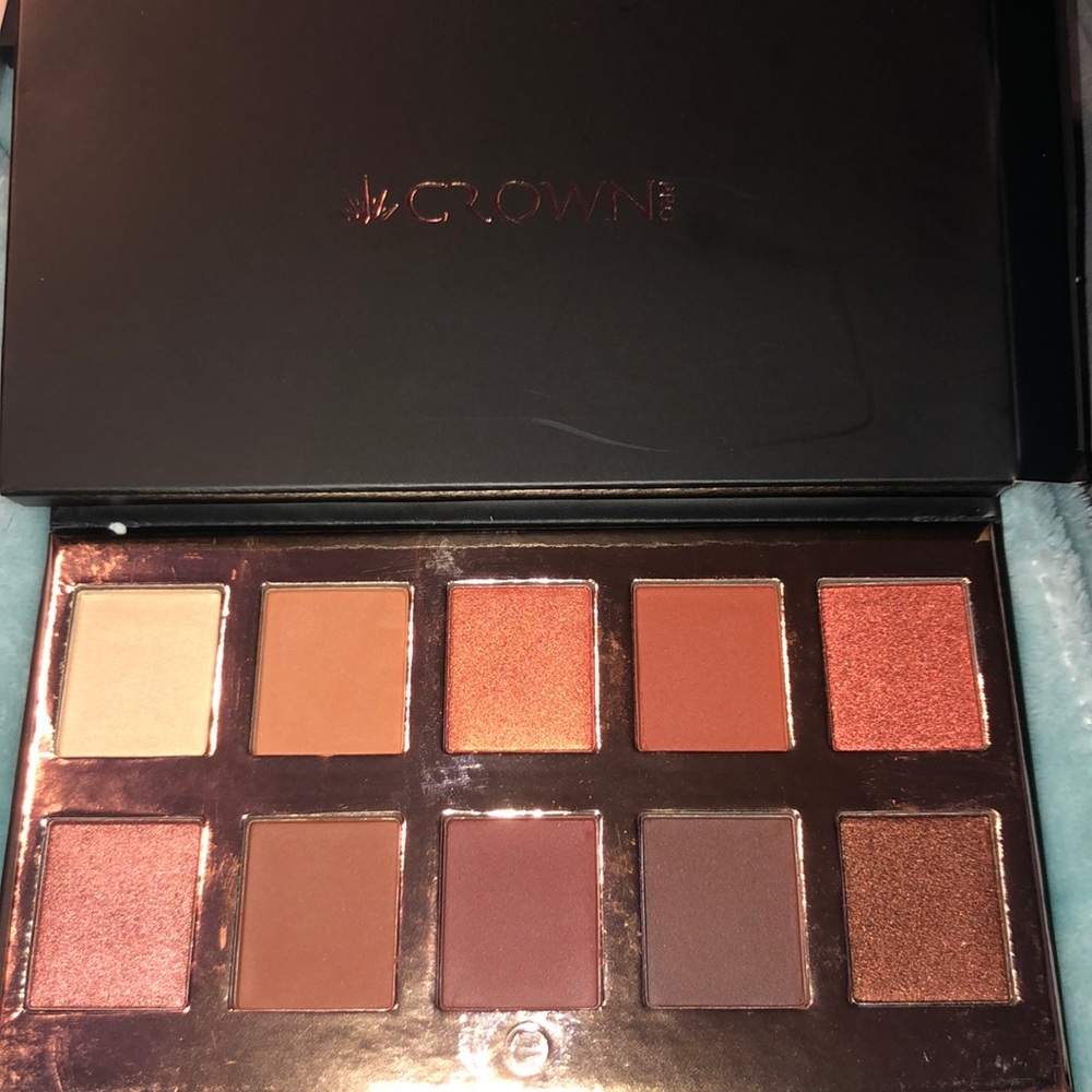 CROWN PRO